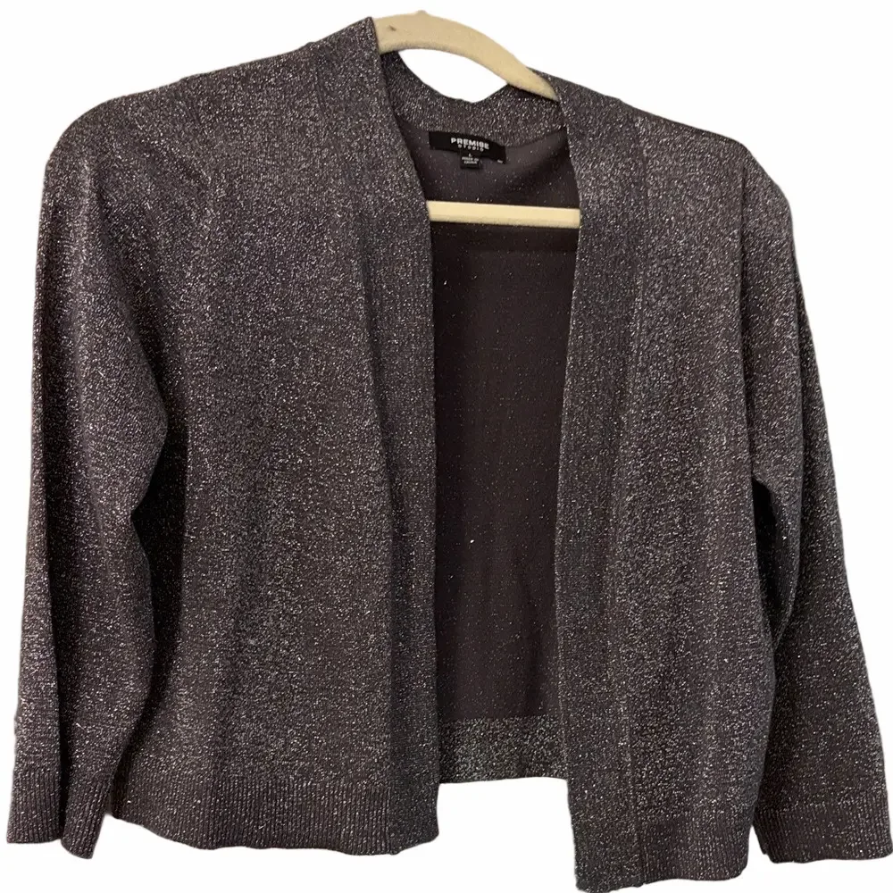 Premise studio black shrug with silver metallic threading L - Picture 2 of 3